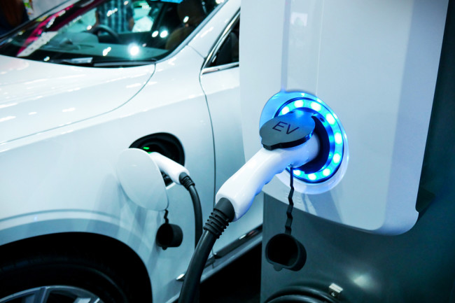新充电方法提高电动汽车电池寿命